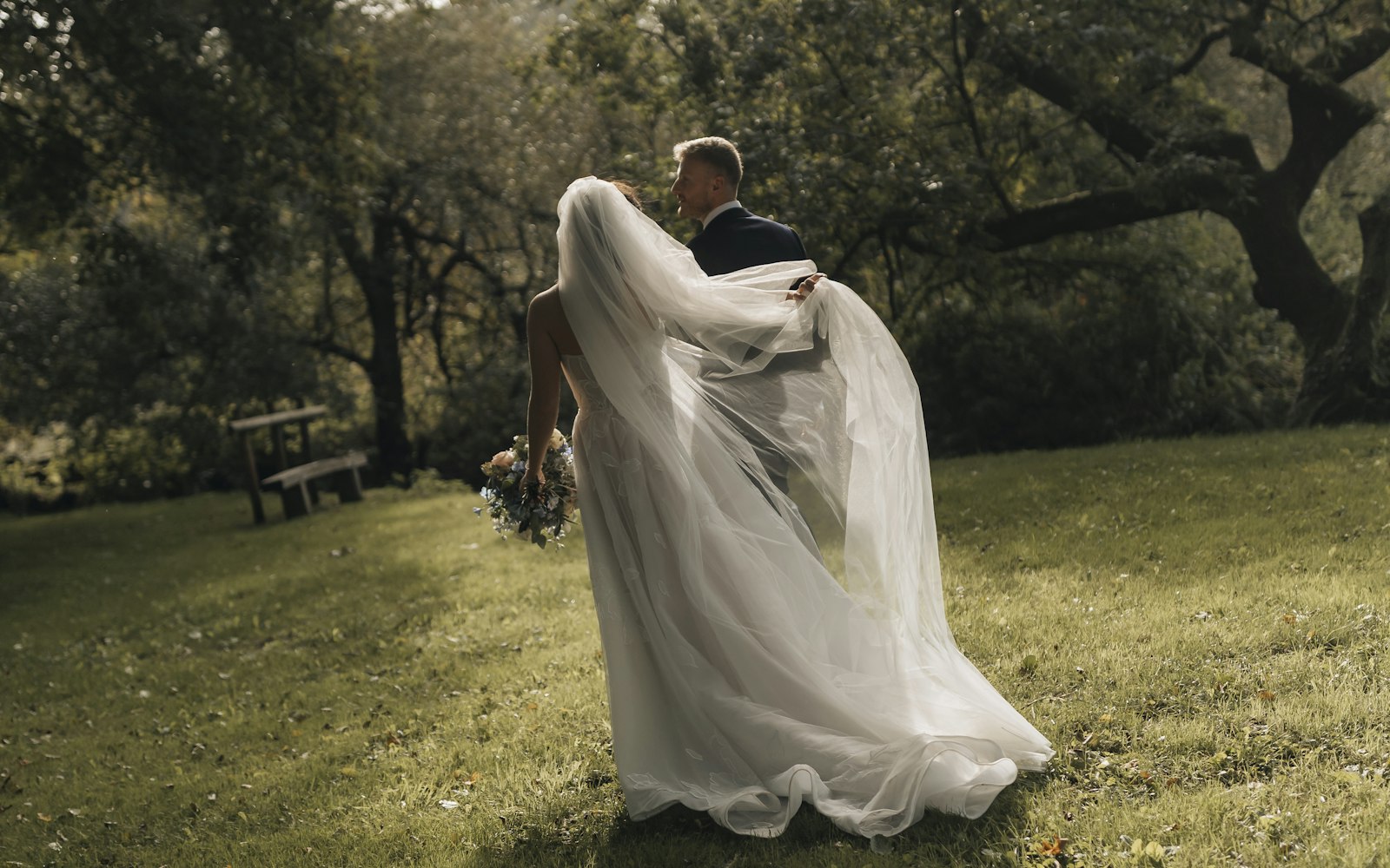 Where can Sarnia-Lambton couples find a wedding venue?