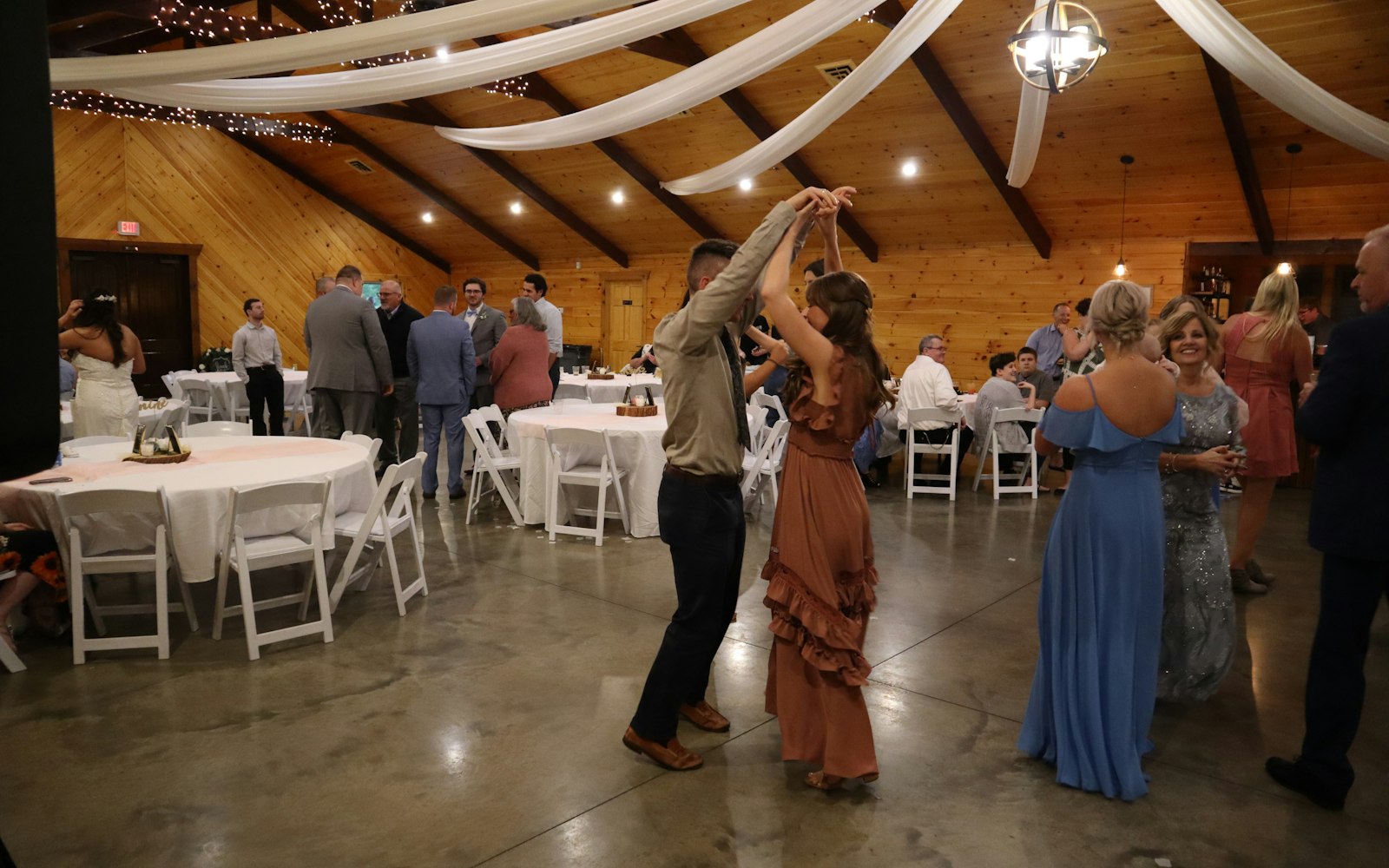 How much does a wedding venue cost in Ontario?